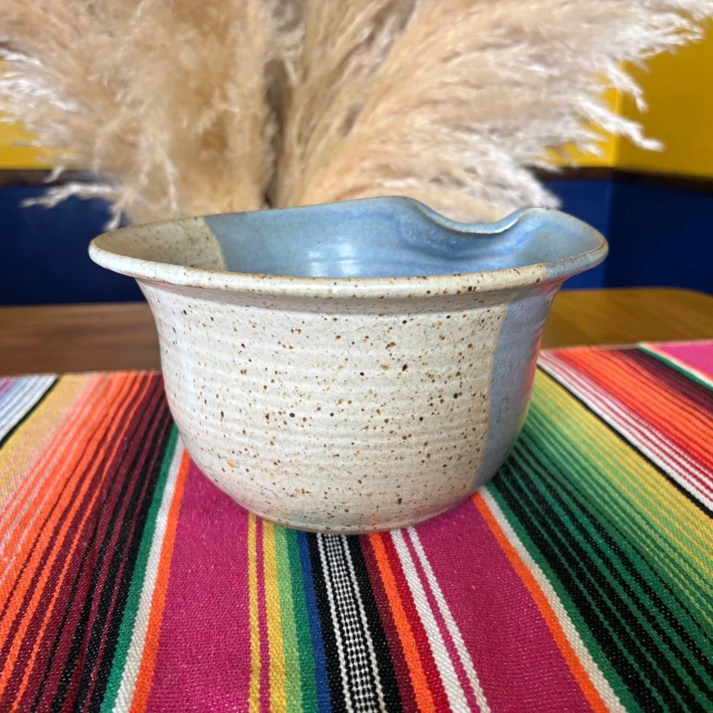 Studio Pottery Batter Bowl Blue Cream Speckled Glaze Stoneware Mixing Spout 7in
